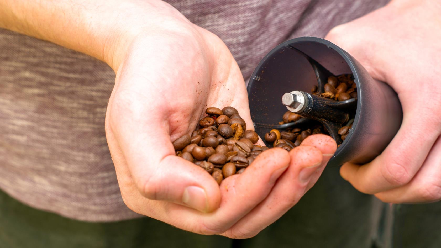 9 erros de preparação de café que estão arruinando sua xícara de café