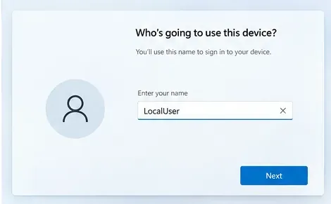 Windowsのセットアップ画面のような、ローカルユーザー名の入力欄と「次へ」ボタンを備えたローカルユーザー名指定画面。