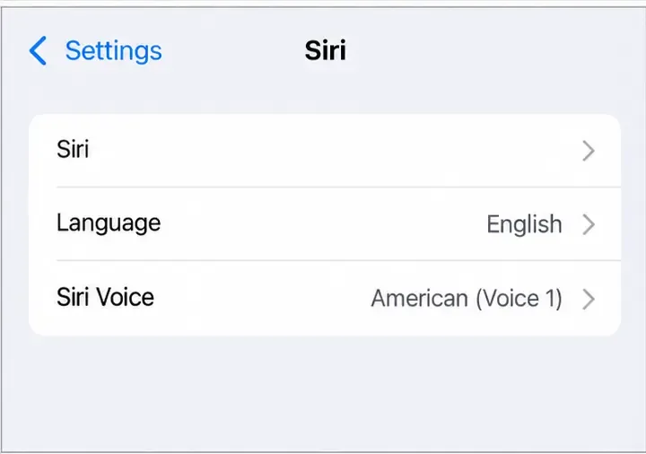 Siri settings showing Language set to English and a Siri Voice option